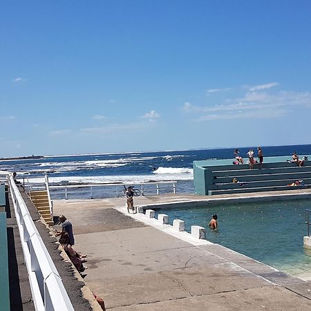 Arena Luxury Beachfront Apartment Newcastle Exterior photo