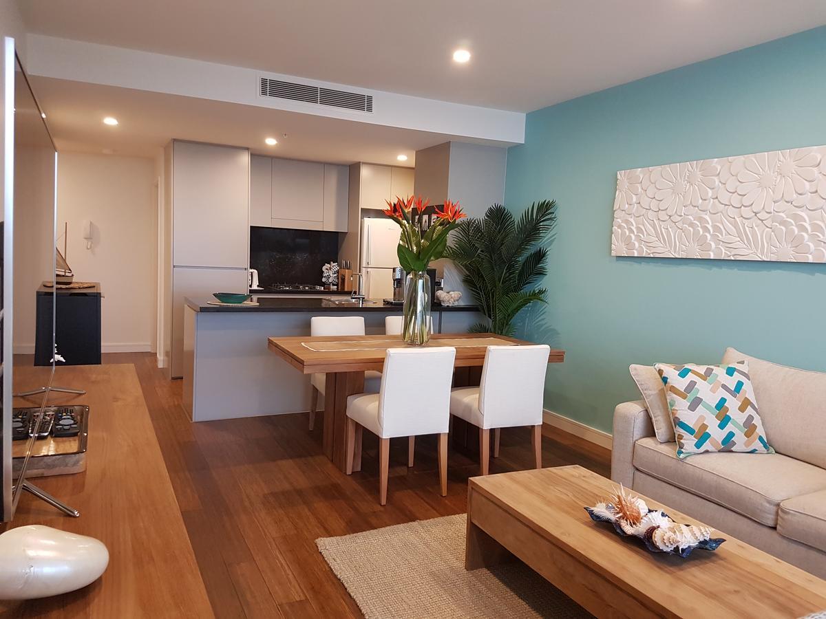 Arena Luxury Beachfront Apartment Newcastle Exterior photo